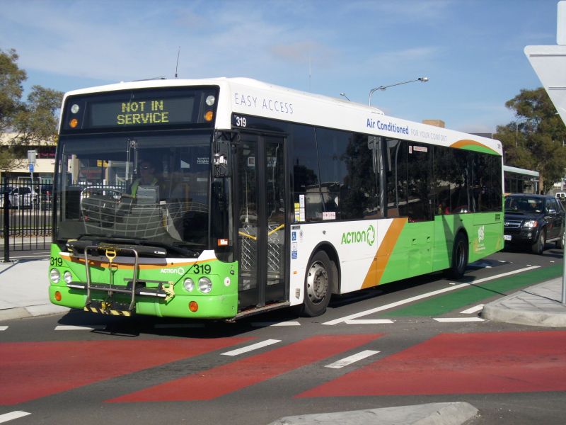 ACTION #319 (Irisbus Agoraline) - Belconnen