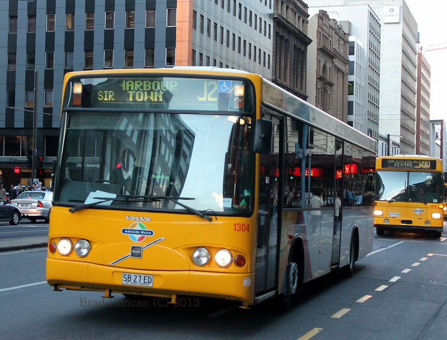 Torrens. Transit SB 27 ED Volvo B10BLE Volgren 'CR222L'. ex (362) 0362 AO-ex PLQ 080 Melbourne Bus Link, Sandringham, Vic (B42DW).Seen doing a J2 to a Harbour town 16/5/2013 — at Currie Street.
