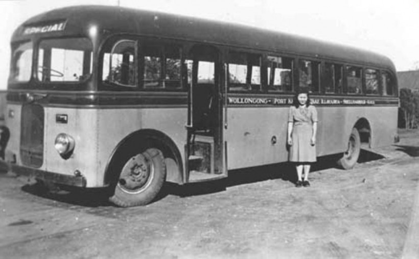 DION`S BUS SERVICE 1938 BEDFORD