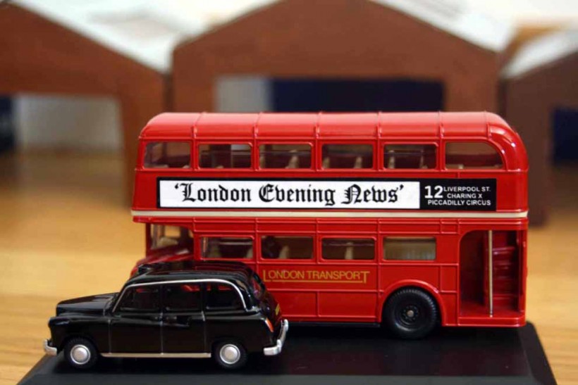 london bus and taxi