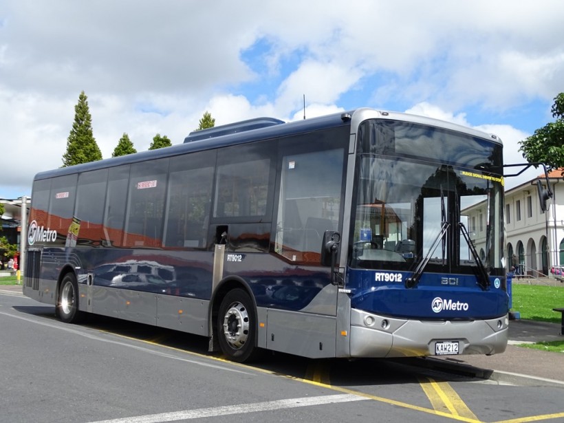 9012 spotted at Massey University on the 19.09.2016 having just finishing the 11:05 880 from Constellation Station.