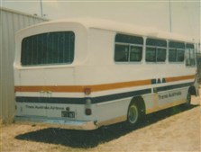 Buses1 001a (223 x 169).jpg