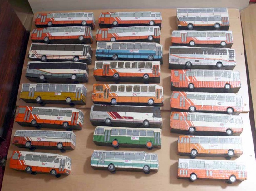 1/60 my portuguese buses