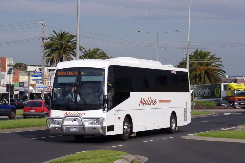 9133 AO
Nuline Charter (33) Volvo B7R/Coach Concepts on emergency rail between Mordialloc & Cheltenham on the afternoon of 9/9/2013.
Keywords: volvo_B7R coachconcepts