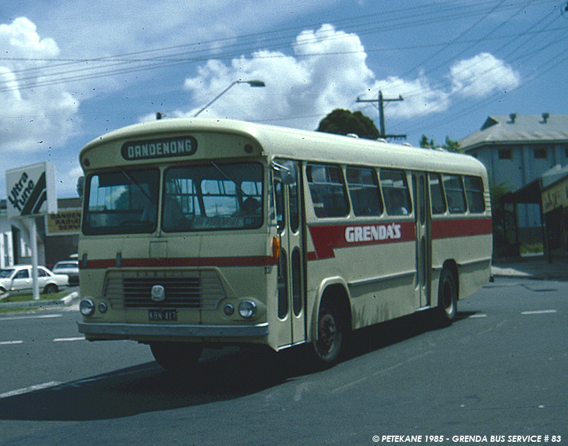 KBN 417
Grenda Bus Service (83) Bedford VAM in 1985.
Keywords: denairphoto bedford_vam