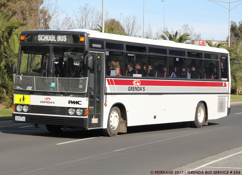 6359 AO
Grenda Bus Lines (254) Mercedes Benz OH1418/PMCA Commuter ex MO 2937 (NSW) Sinclair, Bathurst, NSW, ex Baird, Bathurst. Seen here in 2011. It was withdrawn in 2019.
Keywords: denairphoto venturabus mercedes_OH1418 pmc_commuter