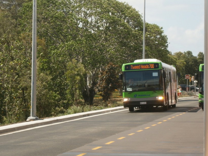 Translink/Surfside bus #470 (?) Heading to Tweed Heads on route 700